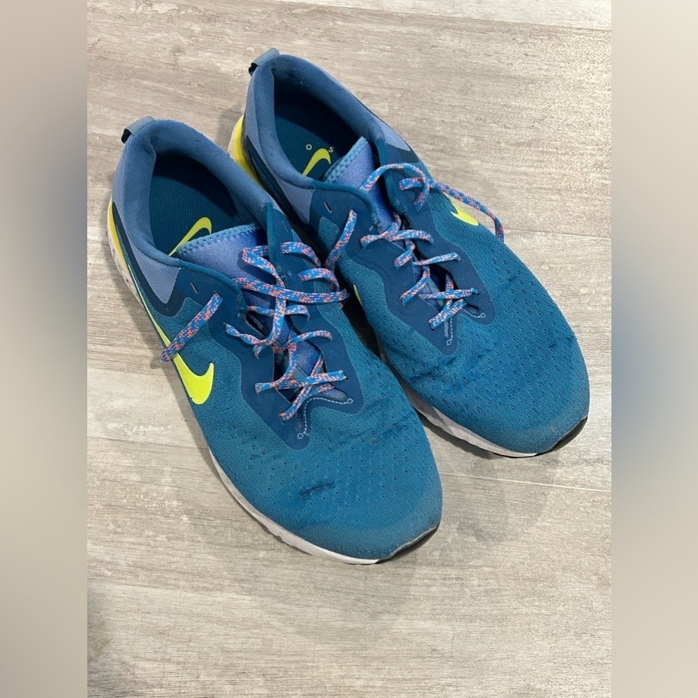 RARE Mens NIKE ODYSSEY REACT Green Volt blue Running Trainers sz 11 - Picture 2 of 5